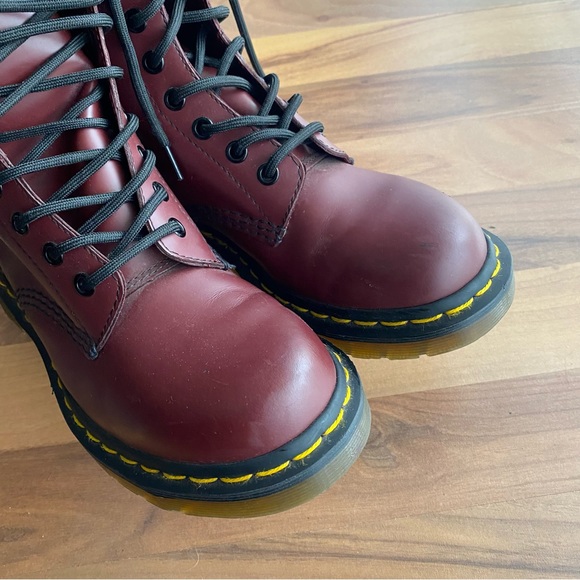 Cherry red Dr Marten boots - Picture 14 of 15